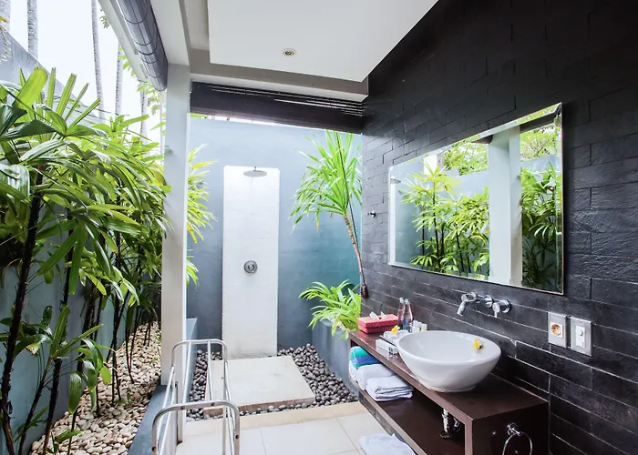 Kembali Villa Seminyak