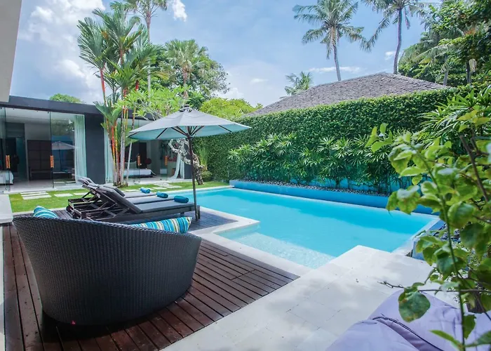 Kembali Villa Seminyak